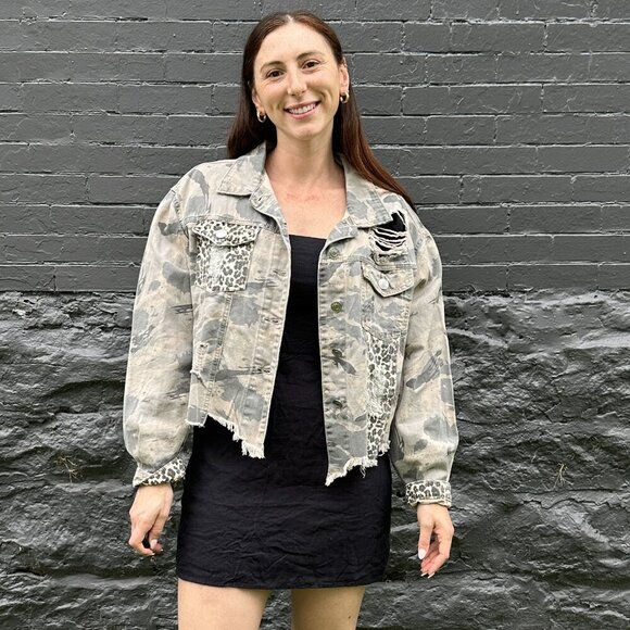 POL Camo and Leopard Distressed Denim Jacket Size Large - Picture 1 of 9